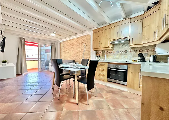 Daniela Garden * プエルト・デ・サンティアゴ